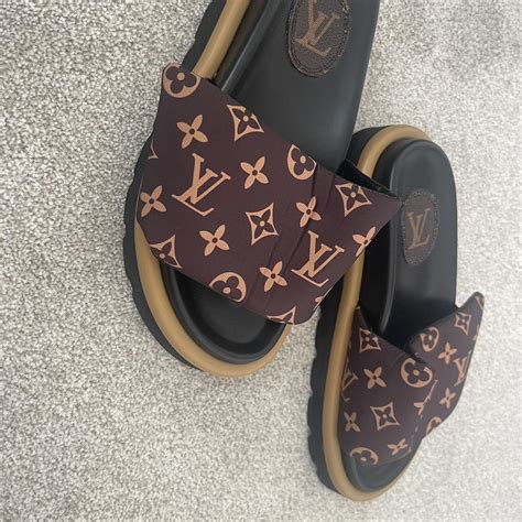 louis vuitton slider